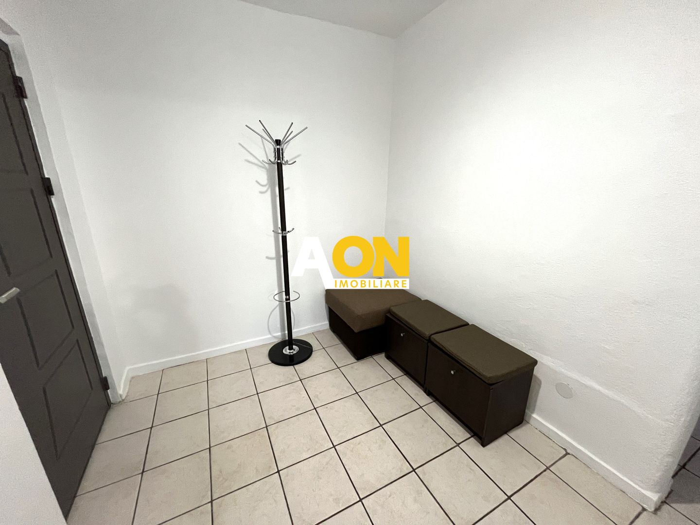 Apartament 3 Camere, Cartier Cetate, Etaj 2 - Poză 13