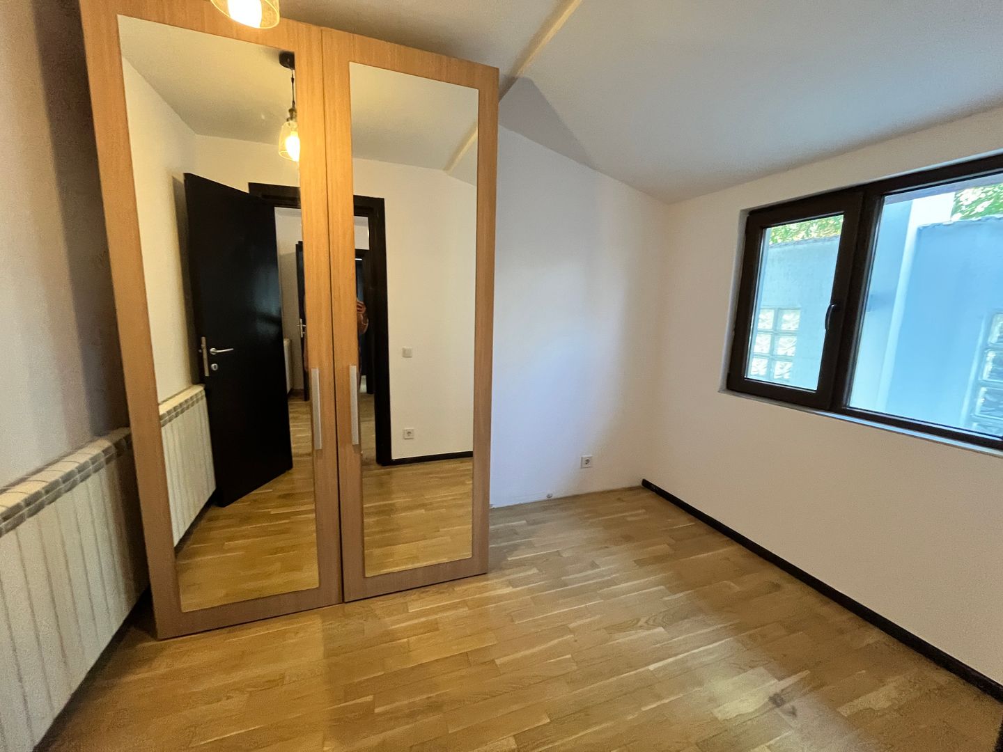 APARTAMENT SUPERB CU 5 CAMERE  LA INCHIRIERE PE SOSEAUA NORDULUI - Poză 11