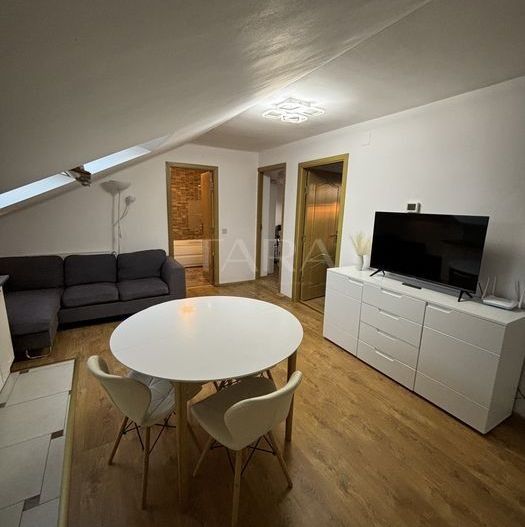 Apartament 3 Camere Semidecomandat în Florești - Poză 4