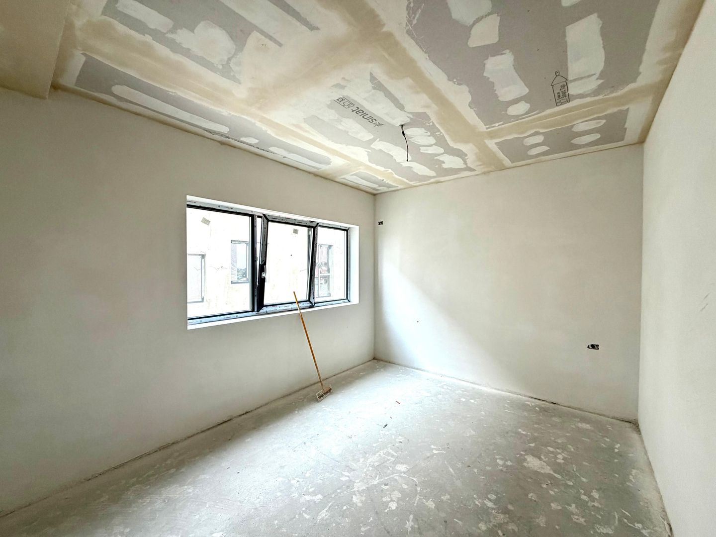 Oportunitate - Duplex 4 camere -  1452 e/ mp - Giroc - Poză 12