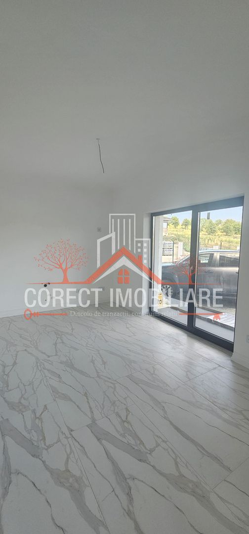 Casa premium 120 mp  utili panorama de vis - Poză 3