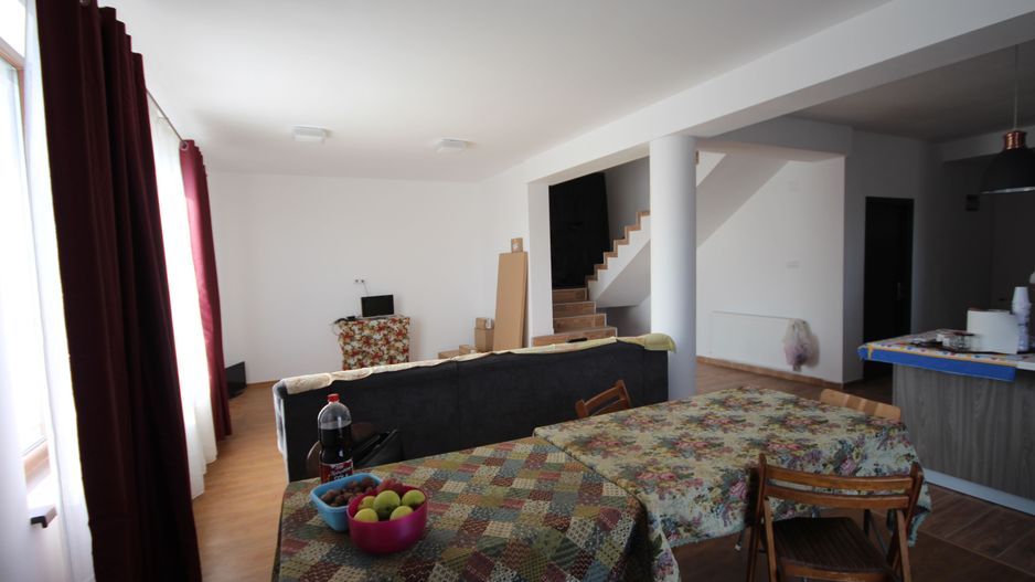 LOCUINTA TIP DUPLEX - Poză 4