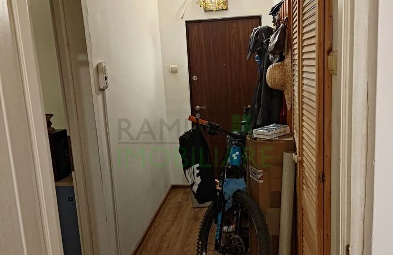 Apartament 2 camere Gemenii bloc izolat mobilat și utilat - Poză 4