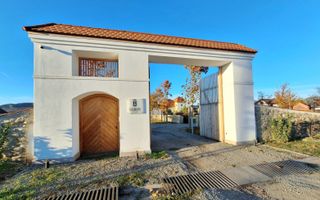 Casă 3 camere, priveliște Castelul Ugron – pretabil si pentru investie - Poză 10