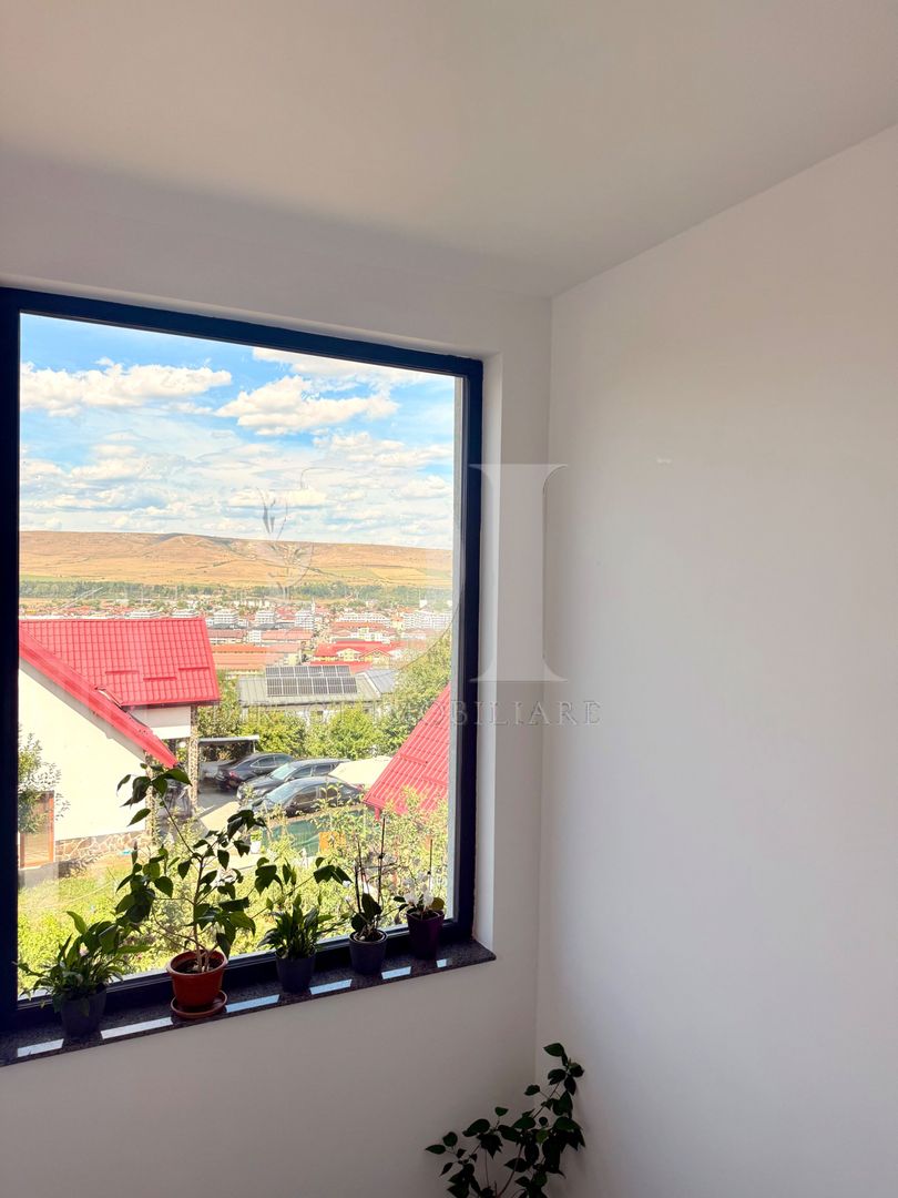 Casa la cheie / 4 camere / Zona Eroilor - Poză 23
