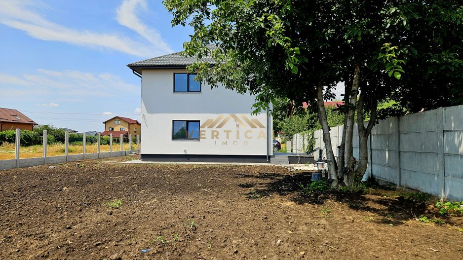 Vila 4 camere cu teren 750 mp - comuna Berceni - Poză 4