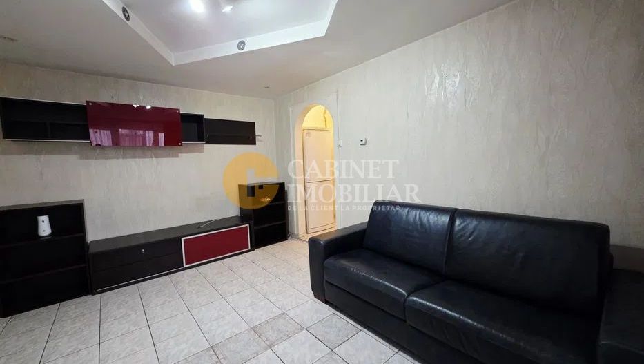 Apartament 2 camere Podu Roș 68mp - Poză 2
