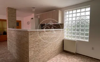 Casa de vânzare cu 8 camere de tip P+E+M in zona Rogerius, Oradea - Poză 14