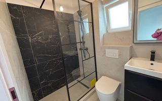 Casa individuala cu 5 camere in Mosnita Noua zona castel - Poză 7