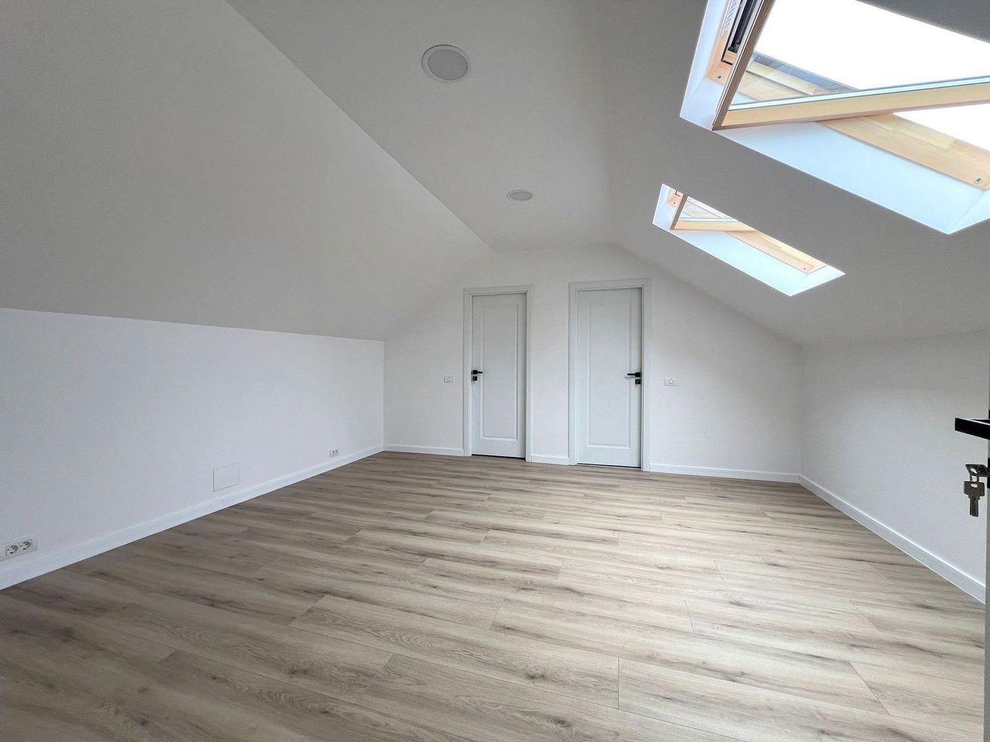 Casa Pipera P+M 3 camere - Poză 10