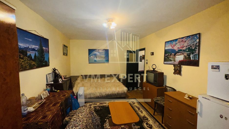 GARSONIERĂ DECOMANDATĂ CONFORT 1 ETAJ 4 CAMPULUNG - Poză 1