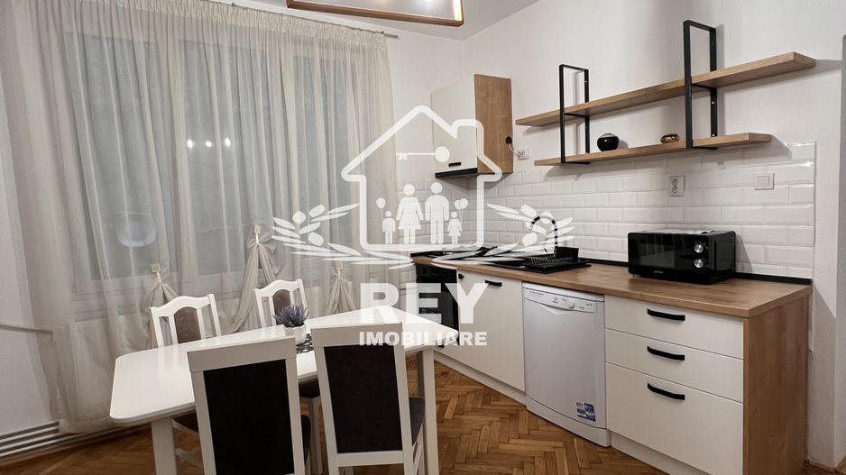 Apartament de vânzare 2 camere decomandate zona Str. Constituției/9mai - Poză 12