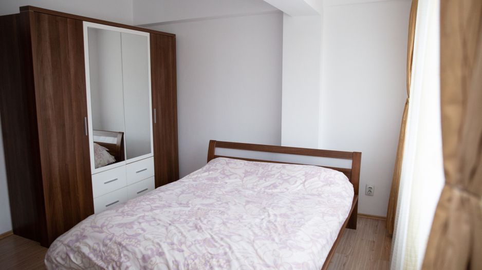 Direct Proprietar | Apartament 2 Camere | Zona Păcii Militari Parcare - Poză 3