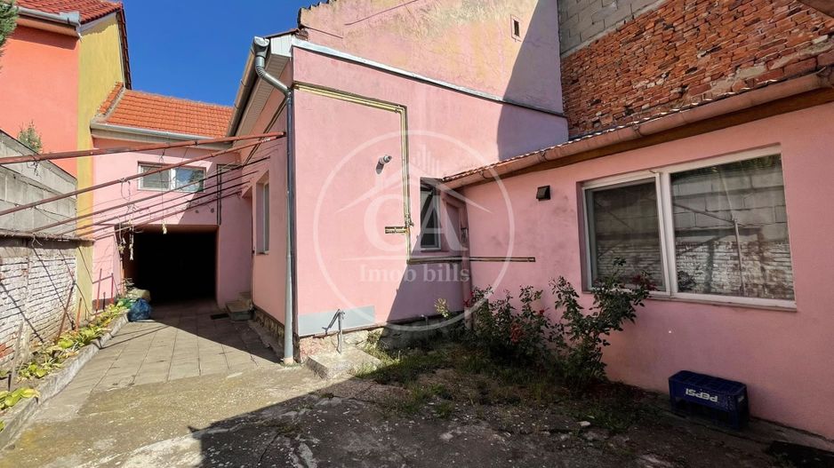 Casa de vanzare cu 4 camere in zona Nufaru,  Oradea - Poză 4