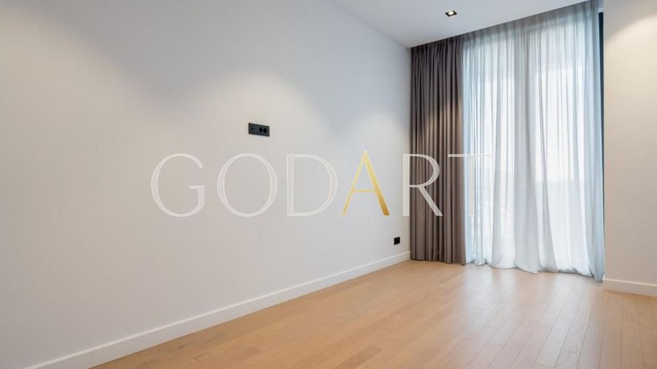 One Rahmaninov | partament 3 camere cu terasă și vedere către lac - Poză 9