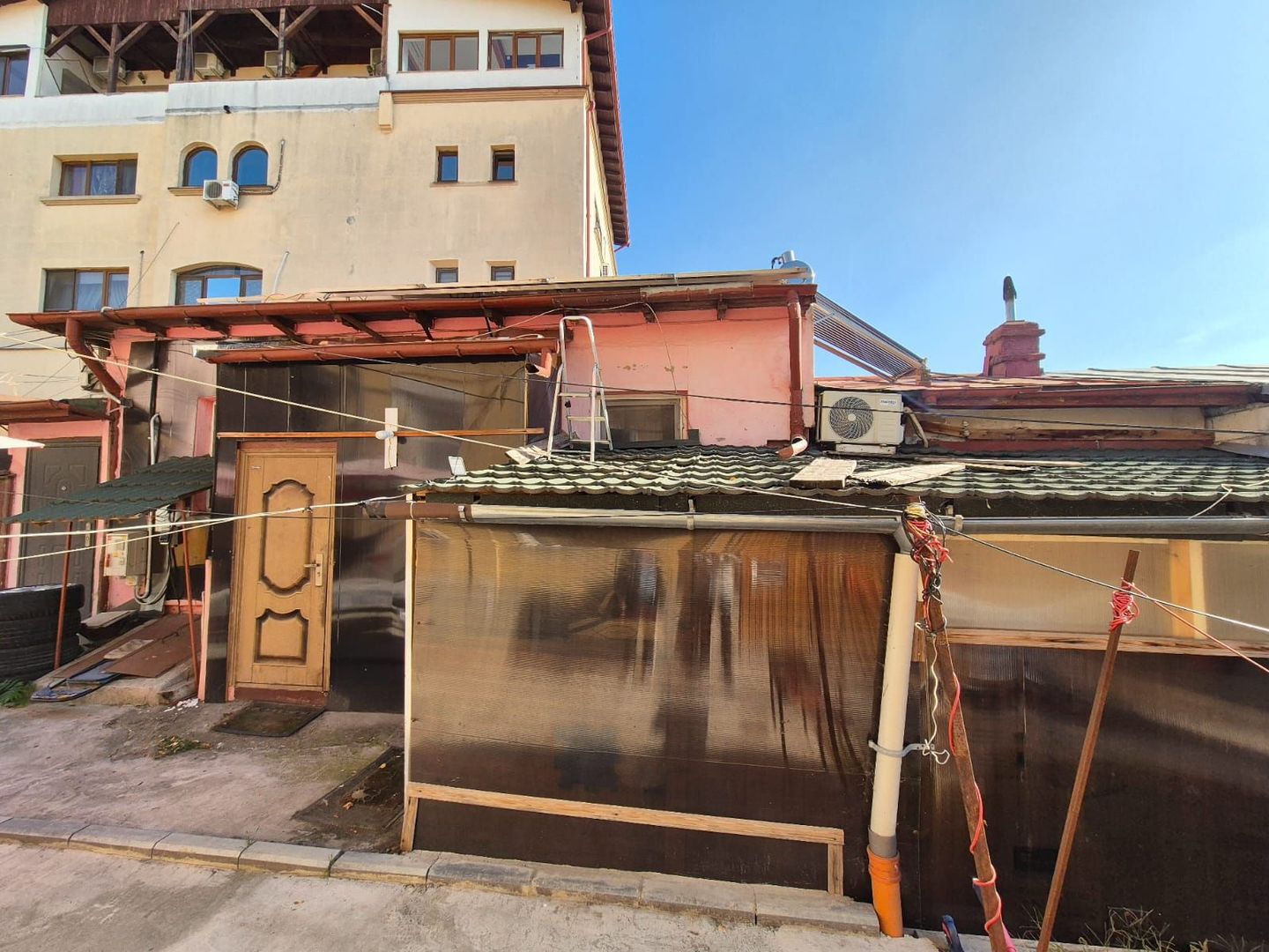 Casa + pivnita 50 mp - parc Cismigiu - Poză 3