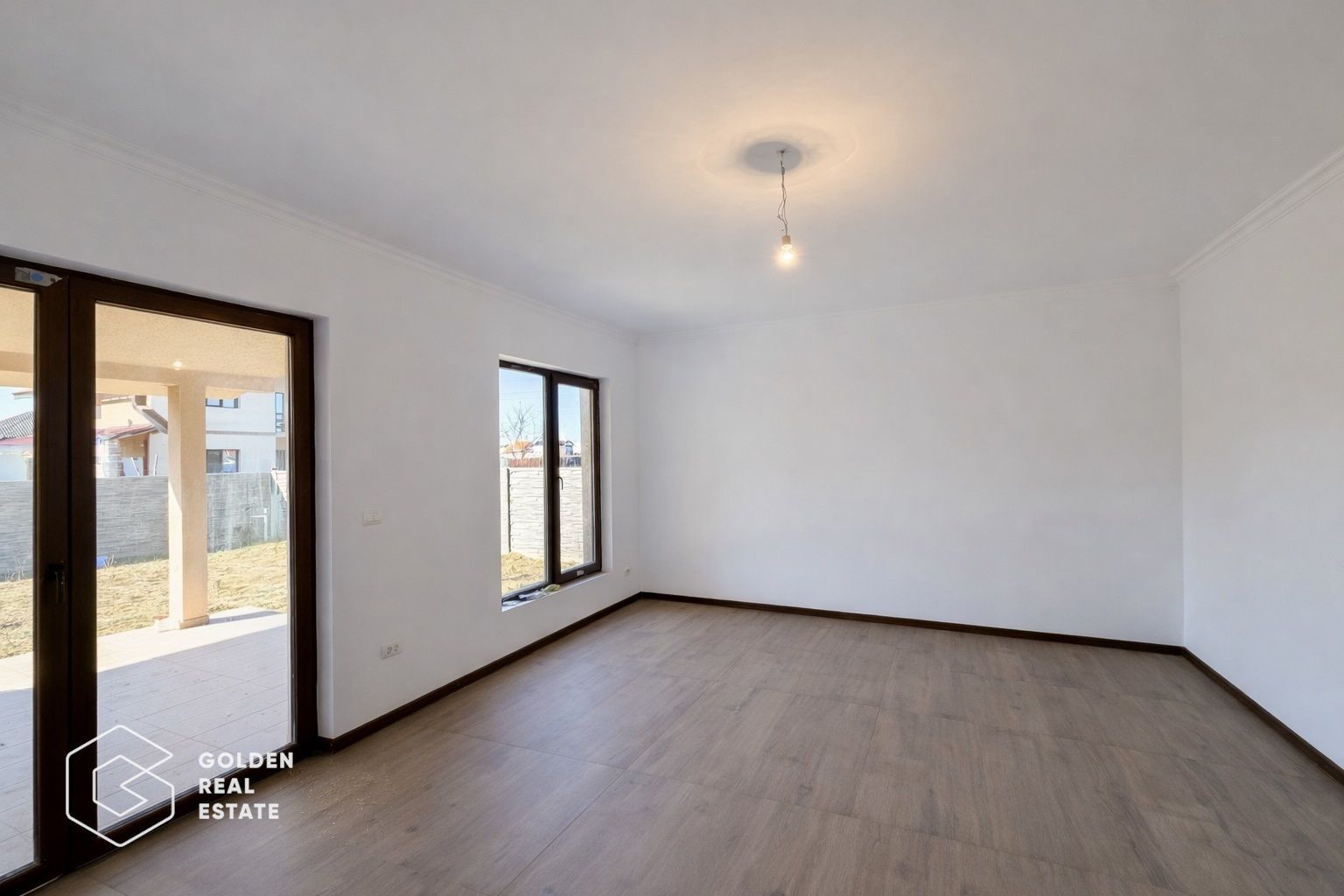 Duplex modern în Giroc, 105 mp utili, teren 250 mp, zonă liniștită de case - Poză 4