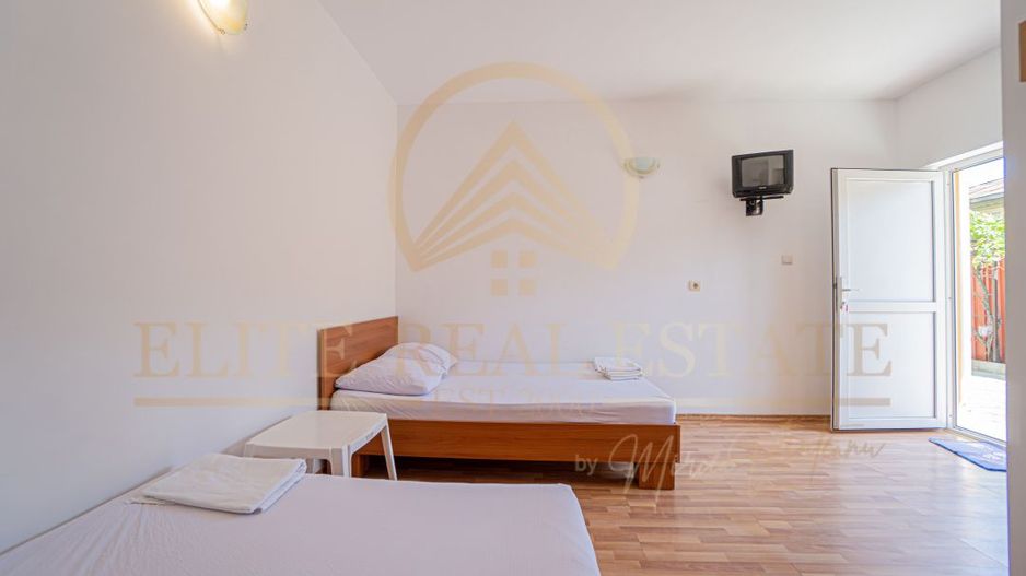 Locuință spațioasă + afacere turistică la cheie în Eforie Sud! - Poză 14