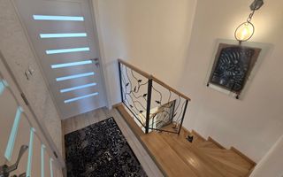 Casa 3 Camere Zona Centru, Complet Renovata si Mobilata - Poză 13