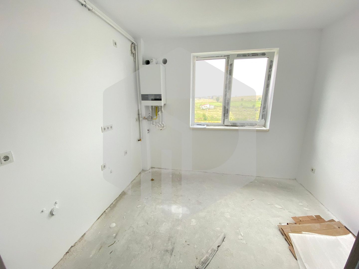 Apartamnet 3 camere - Finisat la Alb - Intabulat - Turnisor - Poză 3