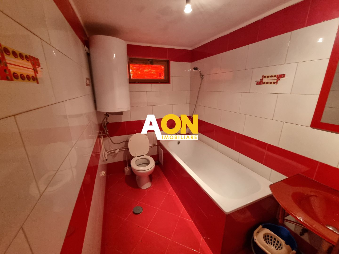 De vanzare casa P+M in stil rustic, 312 mp teren, Barabant - Poză 11