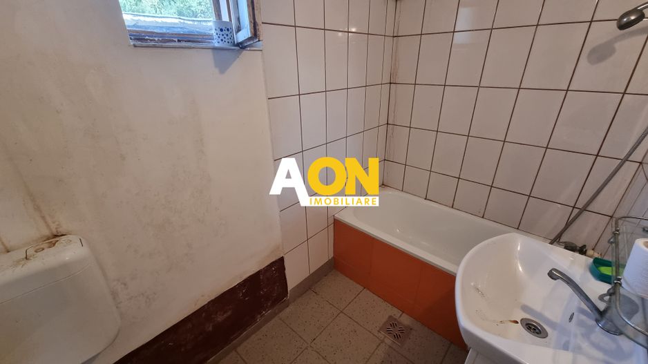 De vanzare casa 4 camere, 2150mp teren, Oarda de Sus - Poză 10