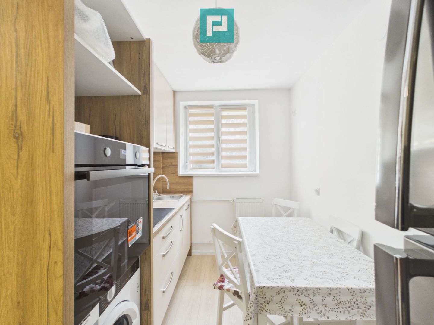 **APARTAMENT PREMIUM • 2 CAMERE • ZONĂ CENTRALĂ • - Poză 4