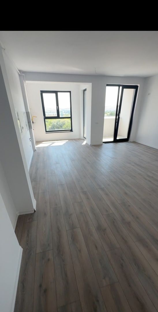 Apartamente noi - Poză 3