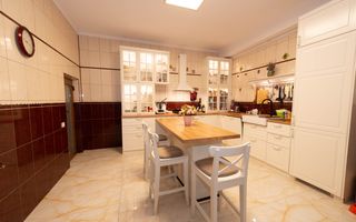 Apartament cu 4 camere 169mp, parter si teren 175mp, în zona Grivita - Poză 3