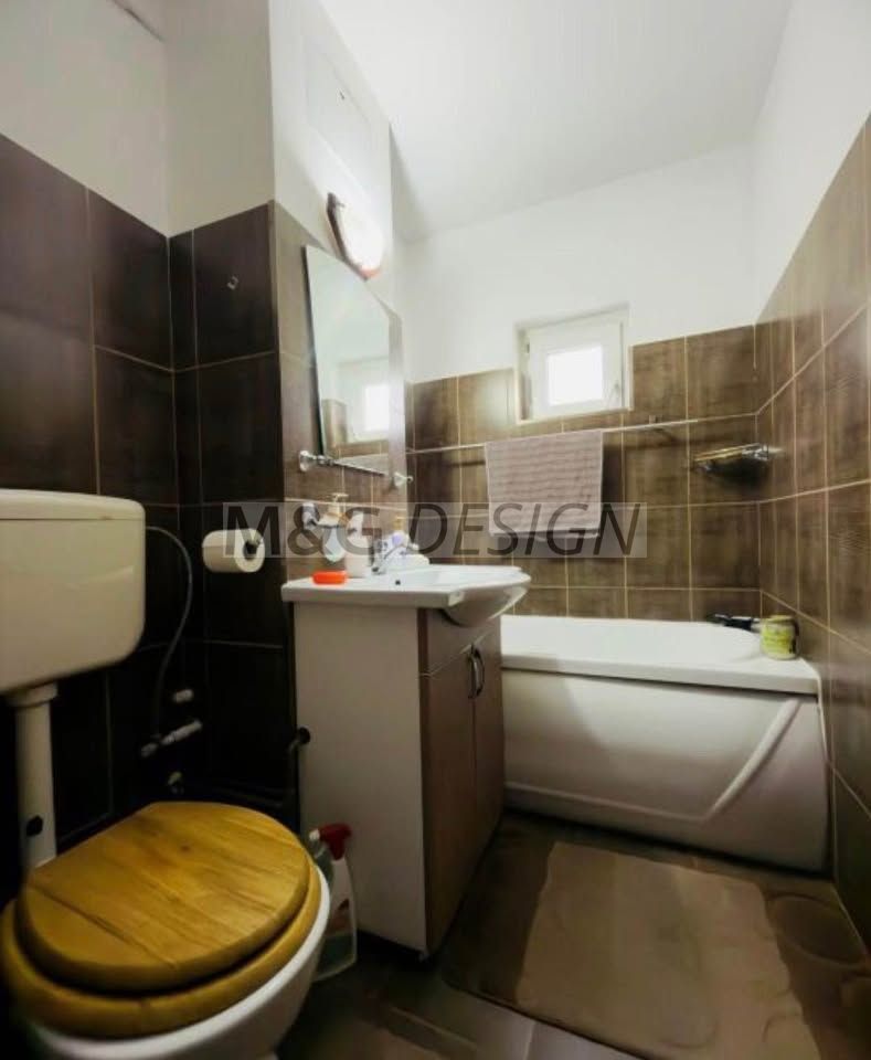 Ap. 4 camere Bucovina etaj 2 centrala proprie - Poză 8