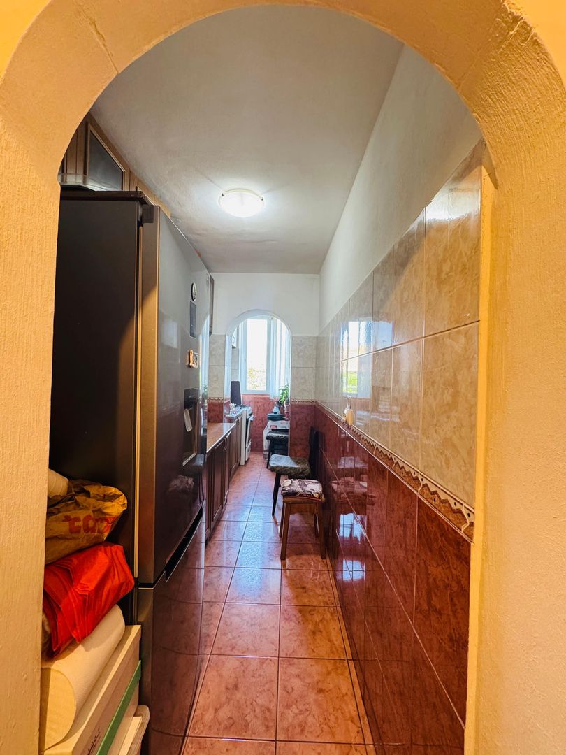 Garsoniera et 4/8 Iosia zona Ștrand - Poză 1