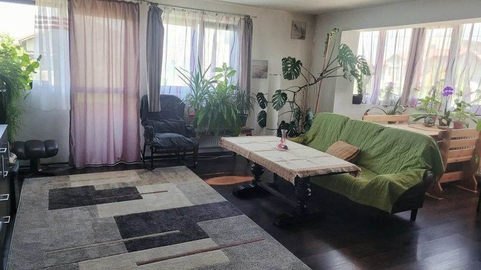 Apartament cu 3 camere - Poză 9