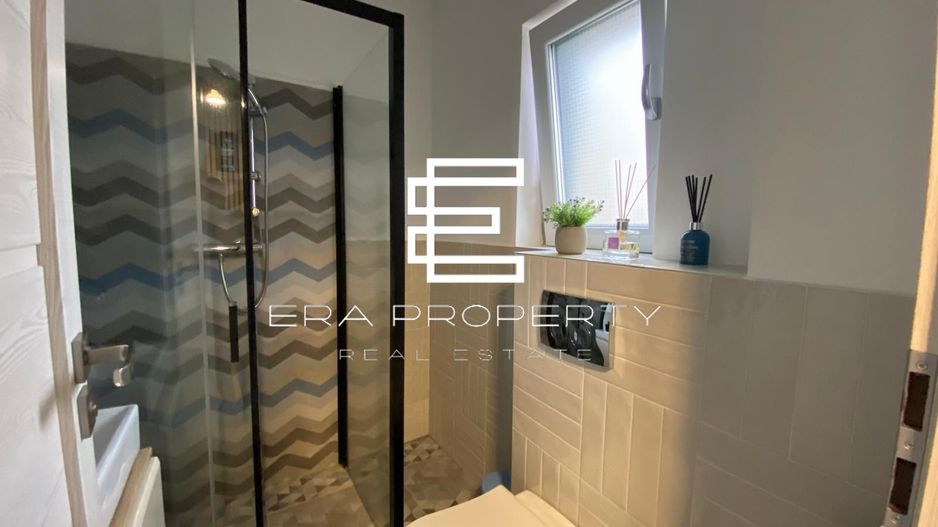 Casa tip duplex , pivnita, carport in Selimbar zona Brana - Poză 13