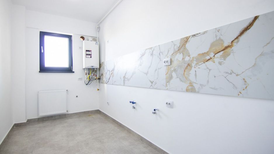 Luna IULIE vine cu -10% REDUCERE - Poză 8