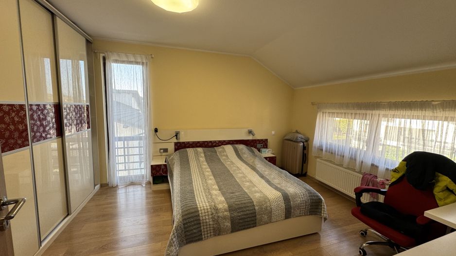 Apartament cu 2 camere in Sanpetru - Poză 14