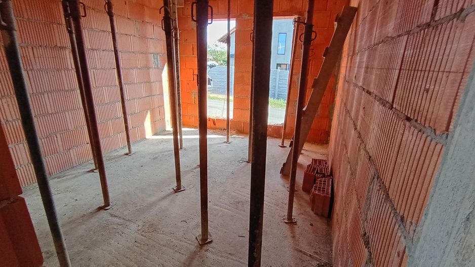 Sanandrei Casa Individuala Pe Parter, 3 Cam, Drum Asfaltat. Toate Utilitatiile - Poză 4