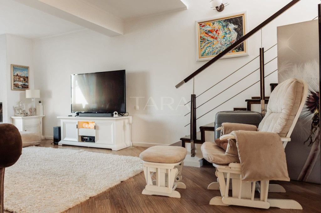 Casa Ideală în Cartier Europa – Locuință sau Afacere - Poză 1