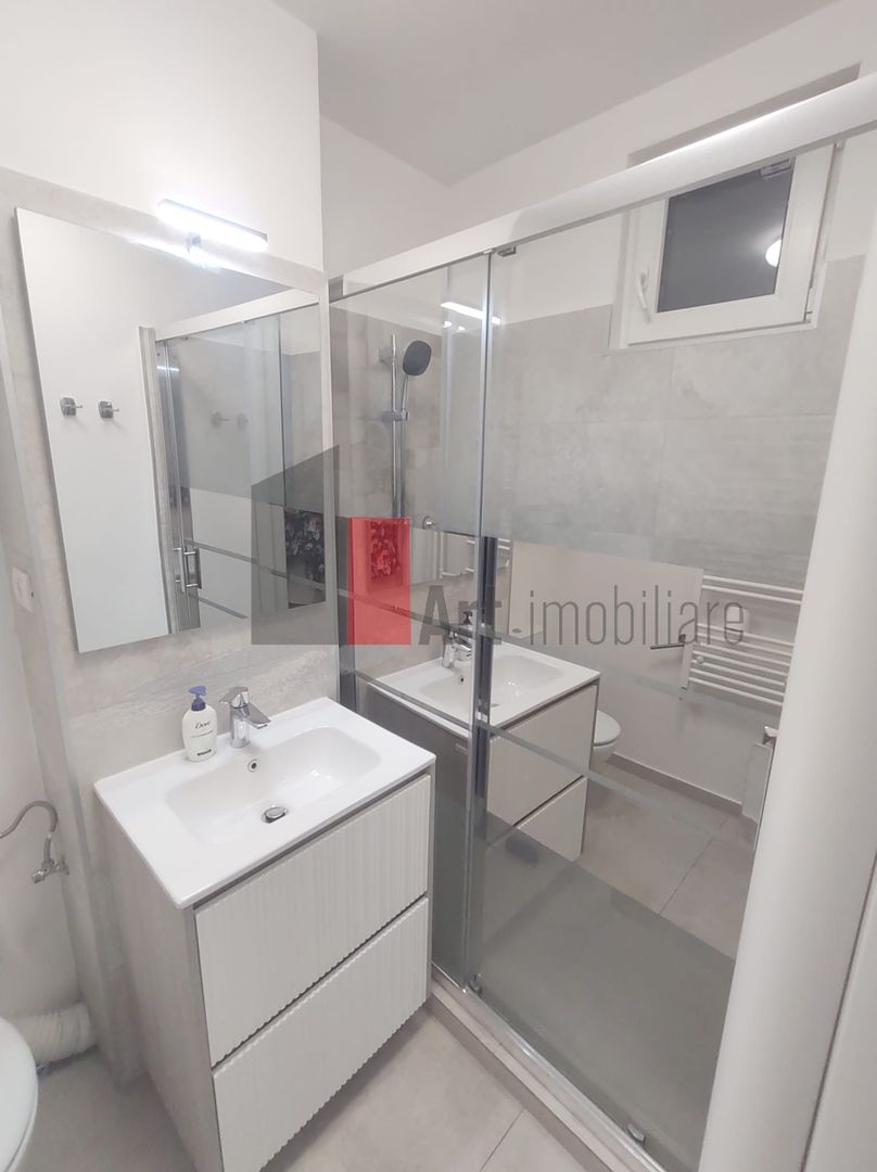 Vânzare apartament 3 camere Bd. Obregia - Pța Străduinței - Poză 1