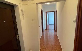 Apartament 2 camere – vedere liberă către Piața Victoriei - Poză 5