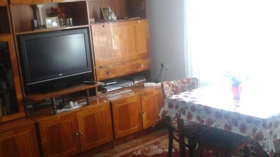 BRASADAS vinde casa cu etaj 4 cam 4 ari in zona 14 Mai. - Poză 2