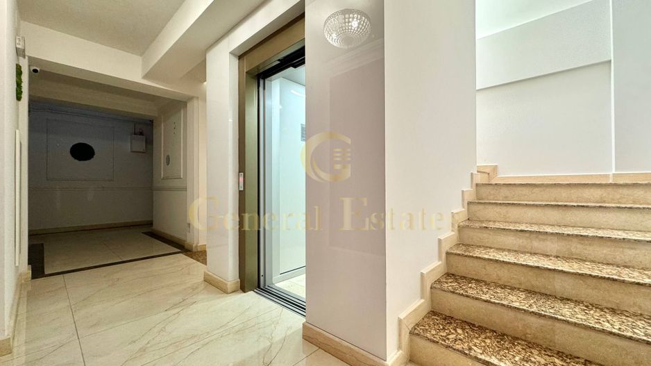 Vânzare apartament cu 2 camere, 67 m.p. - Complexul Royal Town. - Poză 17