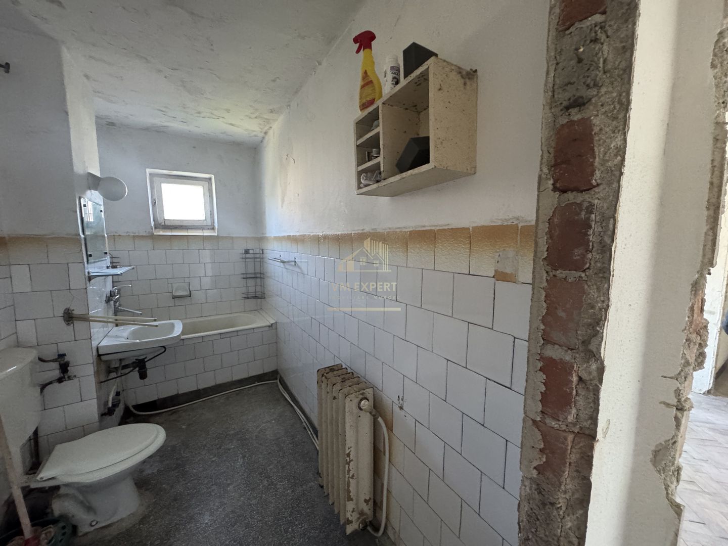 APARTAMENT 3 CAMERE ETAJ 3 CAMPULUNG - Poză 3