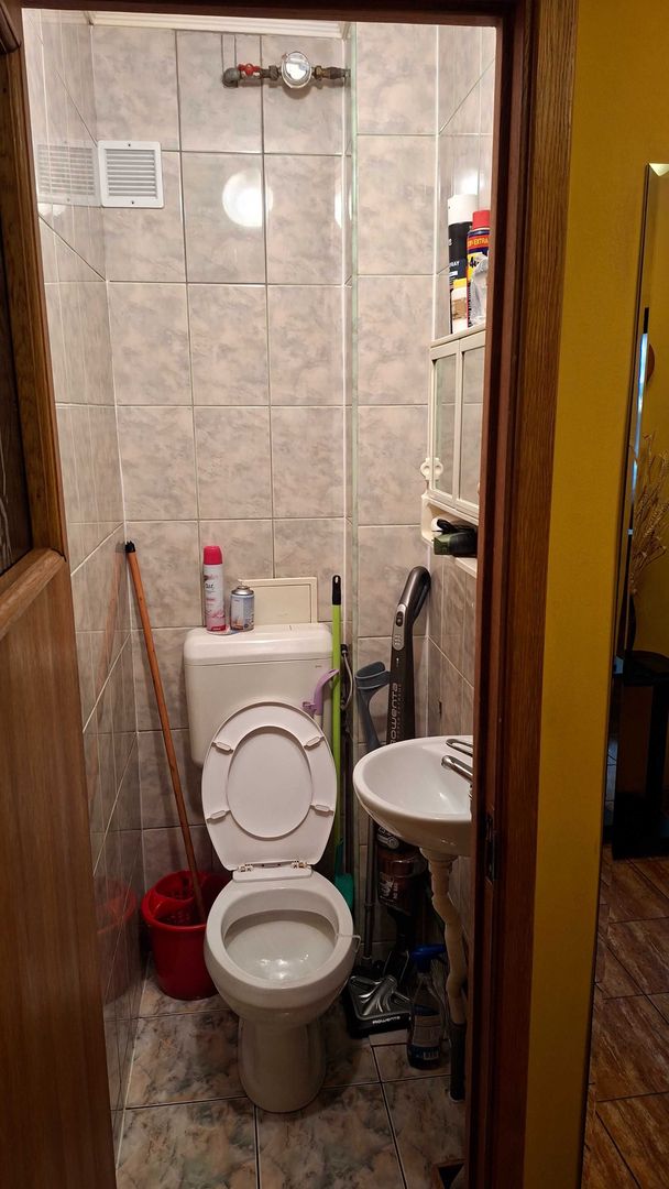 Vânzare 4 camere in Titan- Codrii Neamțului– 2 bai, bloc 4 etaje - Poză 2