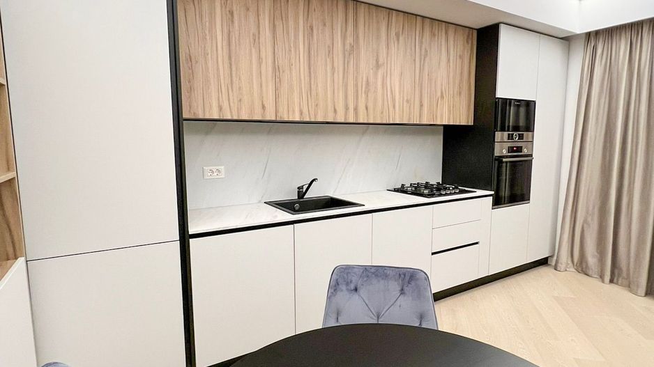 Apartament 3 camere de închiriat | Cortina North | Finisaje premium - Poză 3