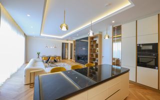 Vila in ansamblu exclusivist cu finisaje si dotări premium - Poză 3