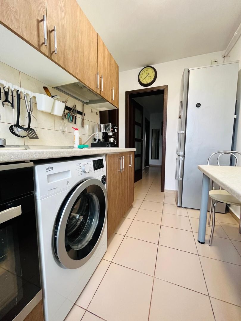 De vanzare apartament 2 camere Drumul Taberei - Poză 5