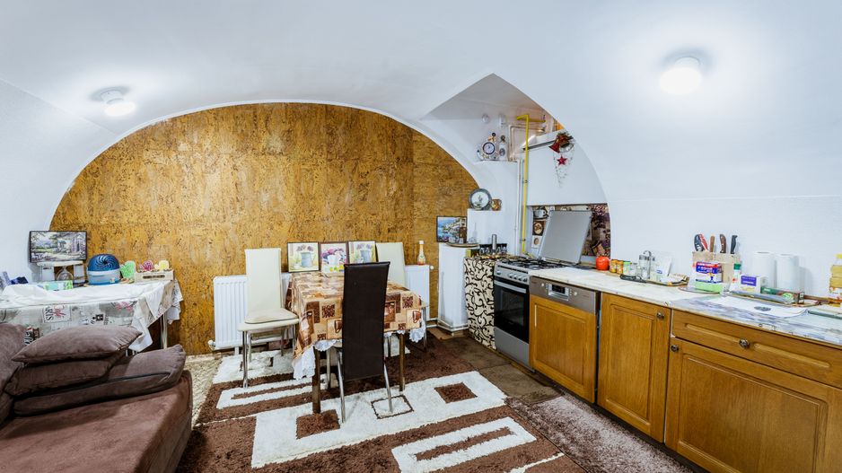 Apartament ultracentral ideal pentru investiții - Poză 6