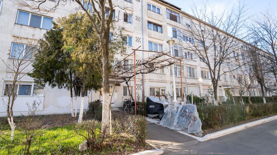 Apartament cu 2 camere Razboieni - Poză 7