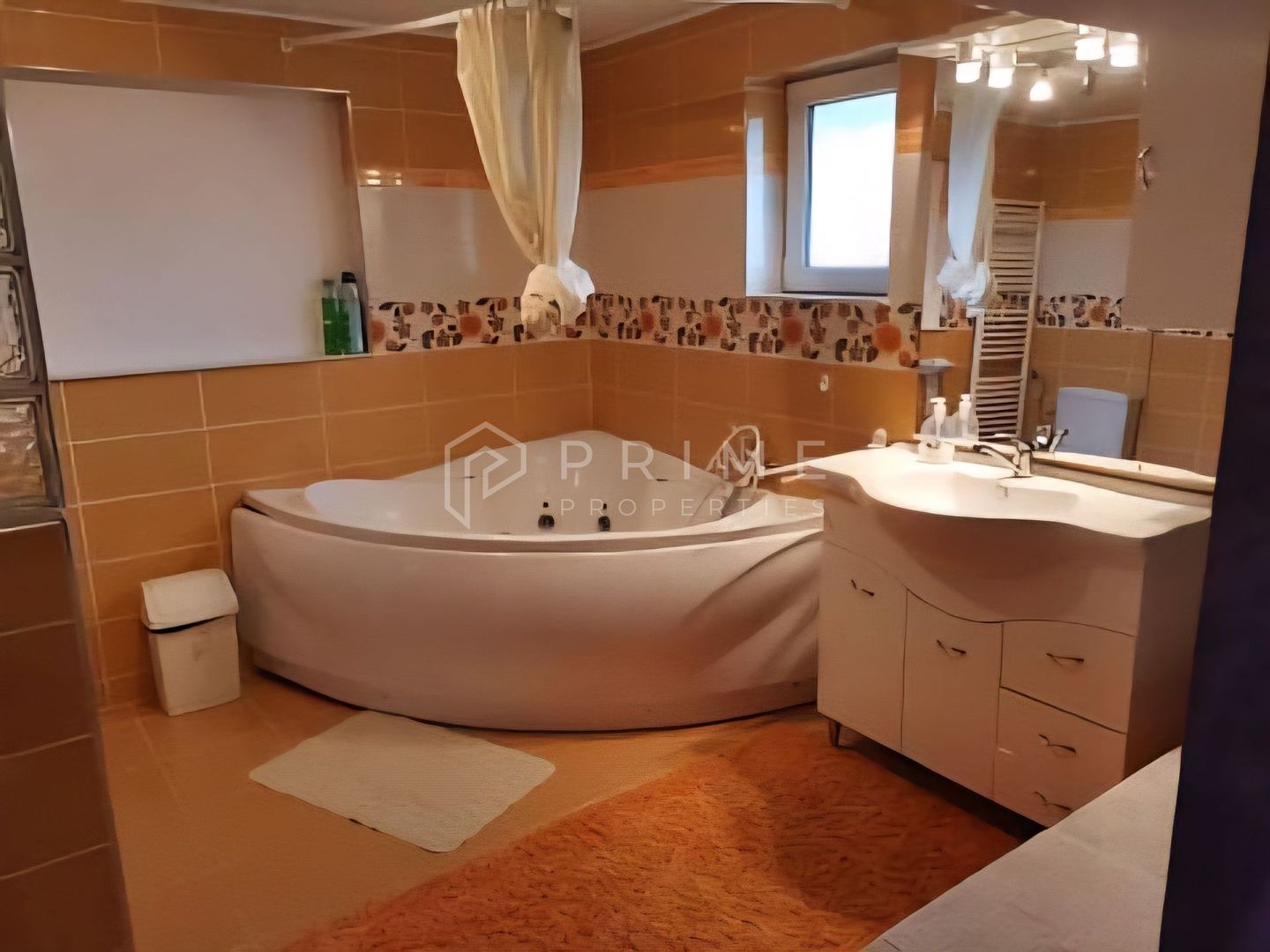 Casă individuală 310mp utili, 8 camere, piscină - Poză 11