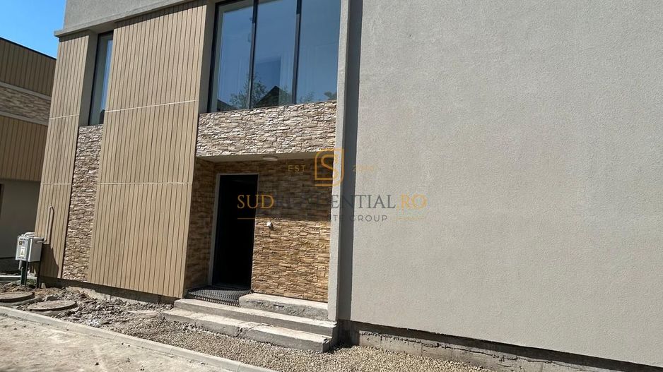 Vila moderna tip duplex, 4 camere, ansamblu privat cu piscina - Poză 2